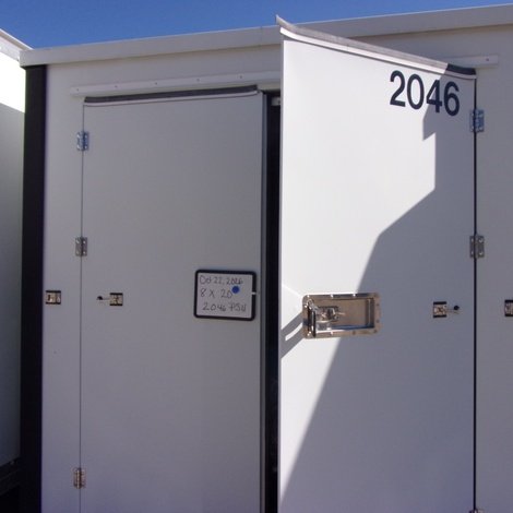 8 x 20 storage unit in Henderson, NC