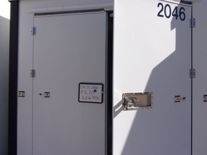 8 x 20 storage unit in Henderson, NC