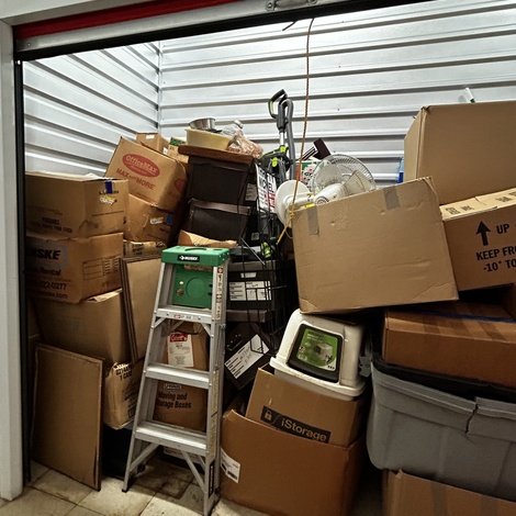 10 x 5 storage unit in Unknown, GA