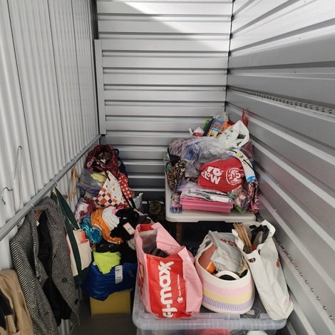 5 x 10 storage unit in Unknown, MA