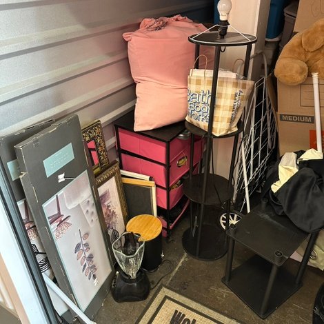 5 x 10 storage unit in Bellwood, IL