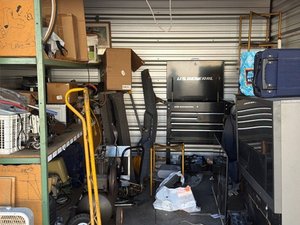 10 x 10 storage unit in Morganton, NC