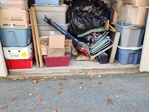 10 x 30 storage unit in Derry, NH