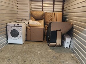 10 x 15 storage unit in Worcester, MA