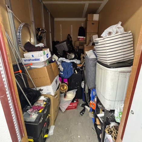 5 x 10 storage unit in Fremont, CA