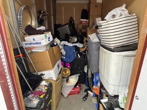 5 x 10 storage unit in Fremont, CA