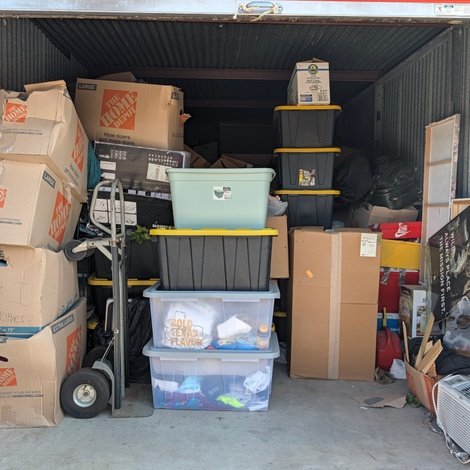 10 x 20 storage unit in #43 San Antonio, TX
