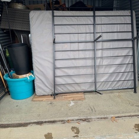 10 x 15 storage unit in Norwood, MA