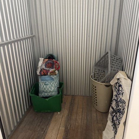 5 x 5 storage unit in Worcester, MA