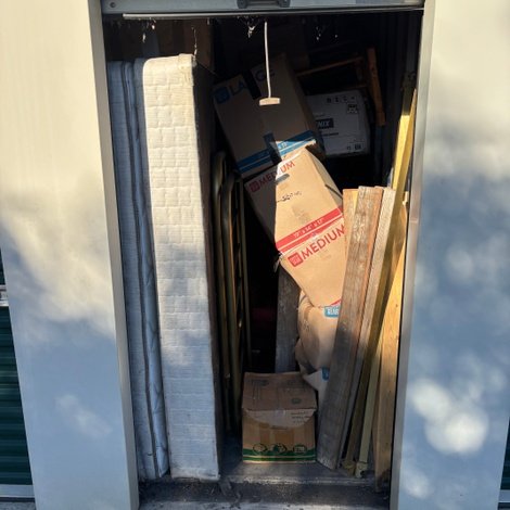 5 x 10 storage unit in Lexington, KY