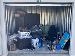10 x 10 unit in Lexington