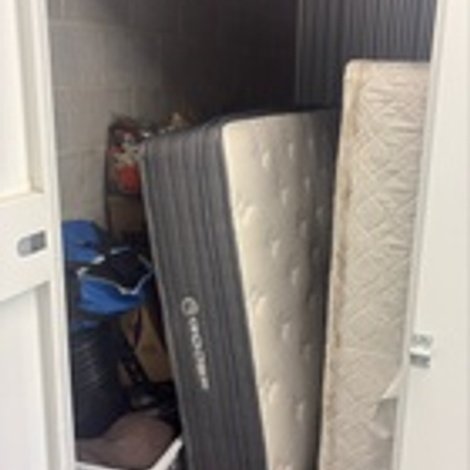 5 x 10 storage unit in Savannah, GA
