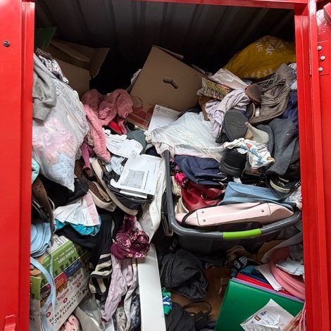 10 x 10 storage unit in Unknown, NM