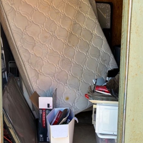 10 x 10 storage unit in Oklahoma City, OK