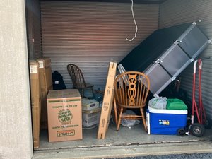 10 x 10 unit in Reading