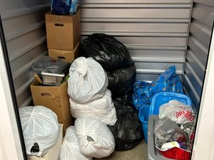 5 x 5 unit in Reading