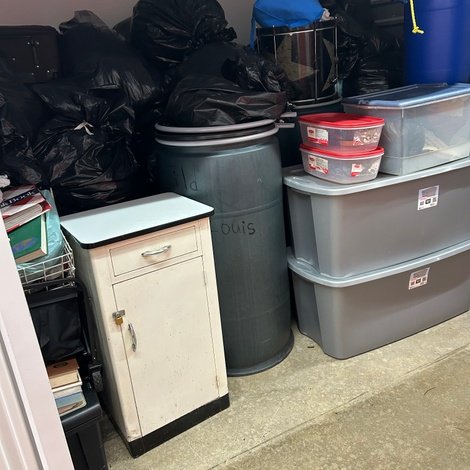 10 x 10 storage unit in Reading, PA