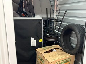 5 x 10 unit in Allentown