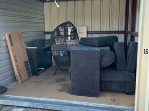 10 x 10 unit in Whitehall