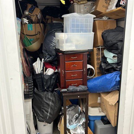 5 x 10 storage unit in Whitehall, PA