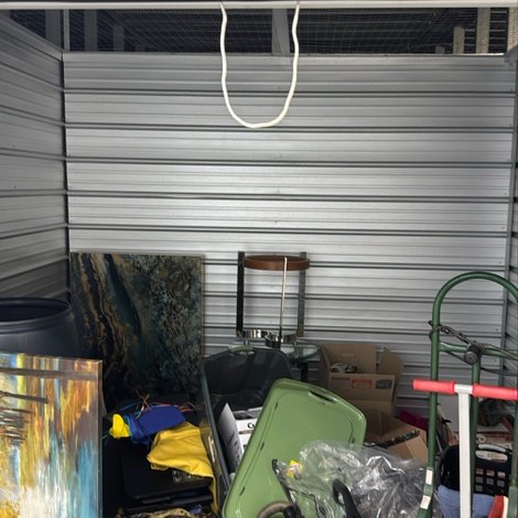 10 x 10 storage unit in Grayson, GA