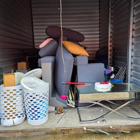10 x 15 storage unit in Tampa, FL