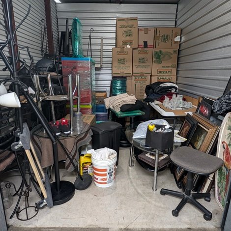 10 x 12 storage unit in San Antonio, TX