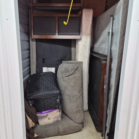 5 x 10 storage unit in Unknown, GA
