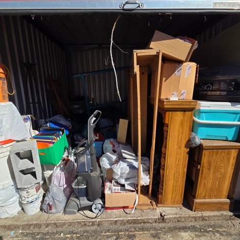 10 x 10 storage unit in Jonesboro, GA