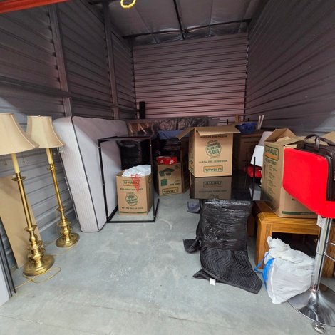 10 x 15 storage unit in Jonesboro, GA