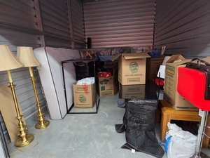 10 x 15 unit in Jonesboro