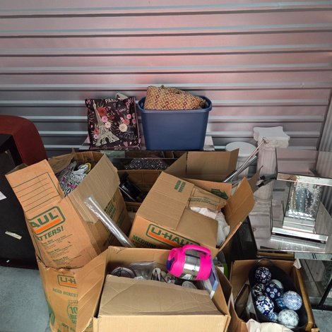 10 x 10 storage unit in Jonesboro, GA