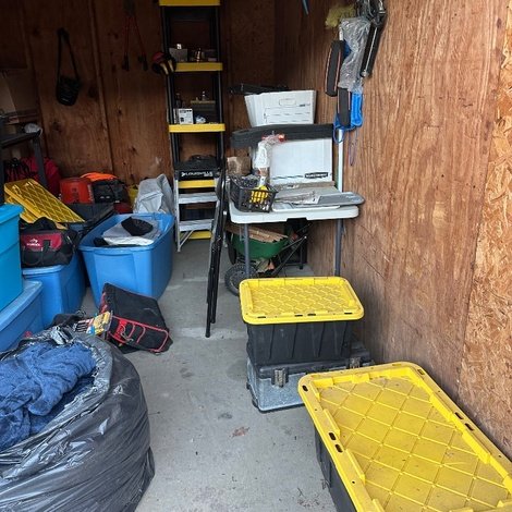 10 x 15 storage unit in College Park, GA