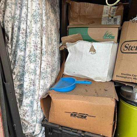 5 x 10 storage unit in College Park, GA