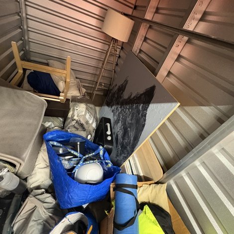 5 x 10 storage unit in Morrow, GA