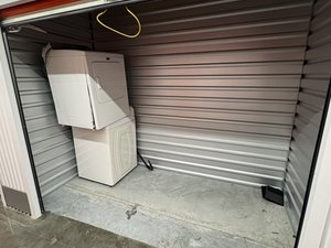 5 x 10 unit in Morrow