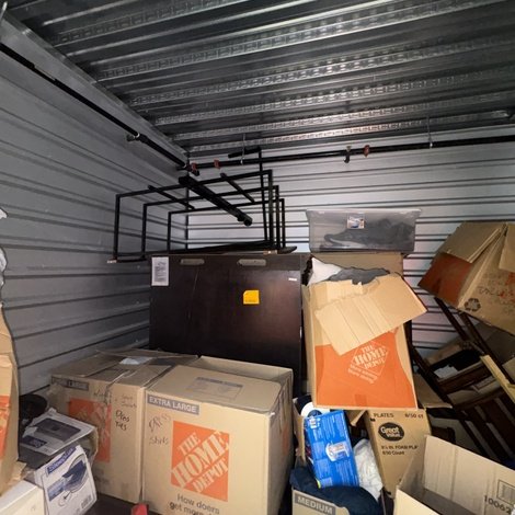 10 x 10 storage unit in Morrow, GA