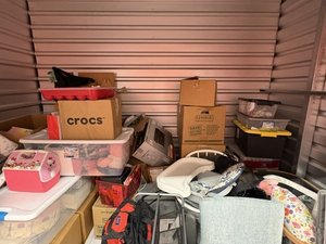 10 x 8 storage unit in Morrow, GA
