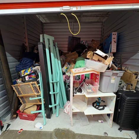 10 x 8 storage unit in Morrow, GA