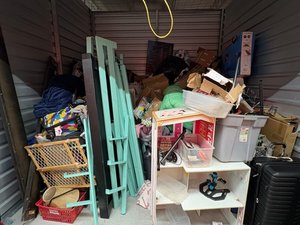 10 x 8 unit in Morrow