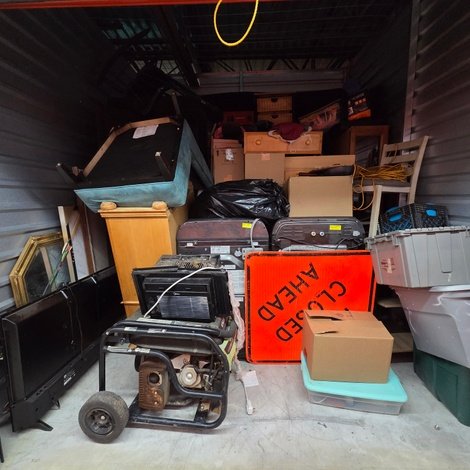 10 x 10 storage unit in Stockbridge, GA