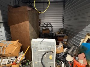 10 x 10 unit in Morrow