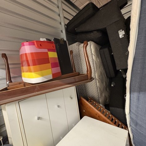 10 x 10 storage unit in Morrow, GA