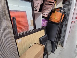 10 x 10 unit in McDonough