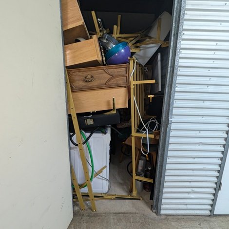 5 x 10 storage unit in San Antonio, TX
