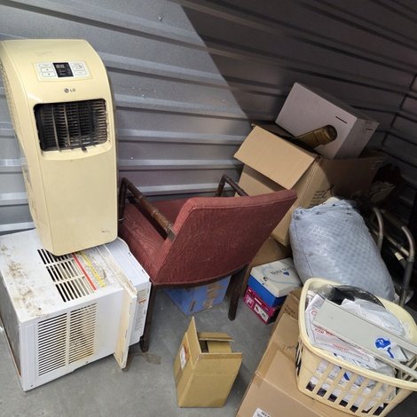 10 x 10 storage unit in McDonough, GA