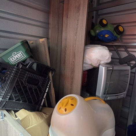 5 x 5 storage unit in McDonough, GA