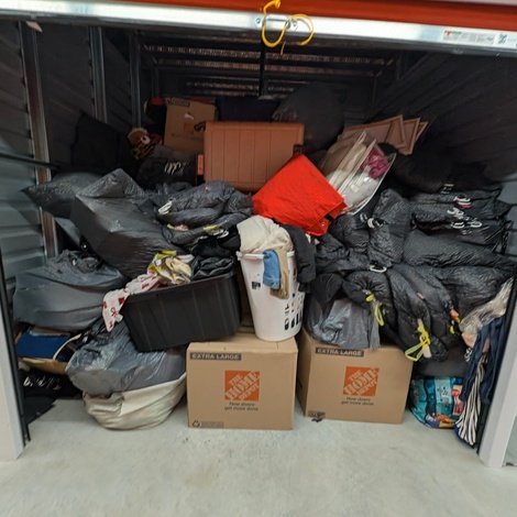 10 x 10 storage unit in Unknown, TX