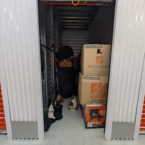 5 x 10 storage unit in Unknown, TX