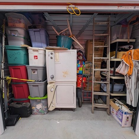 5 x 10 storage unit in Unknown, TX